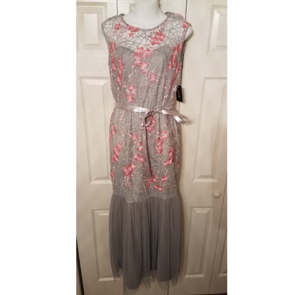 Gorgeous gray & pink floral embroidered dress